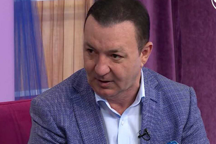 Vasif Məhərrəmli qadınları ittiham etdi: “Əcaib görünürsünüz”