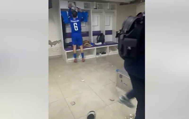 Millimizin stadiondakı paltardəyişmə otağını su basdı
