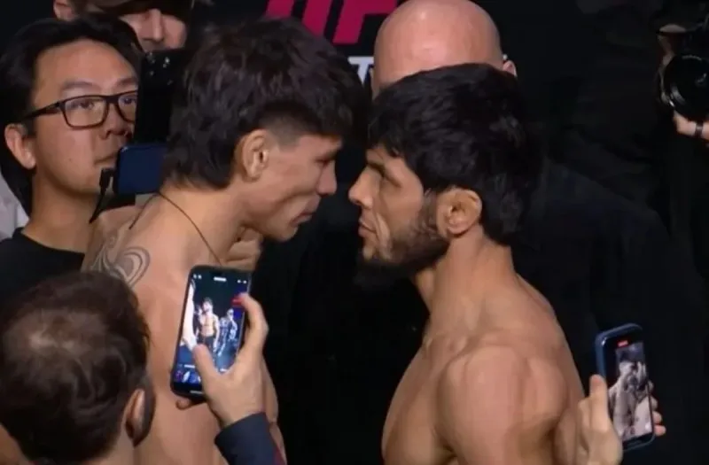 Tofiq Musayev UFC-də ilk qələbəsini qazandı