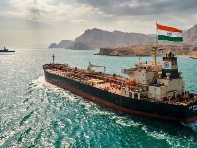 Hindistan tankerləri Hörmüz boğazından keçdi