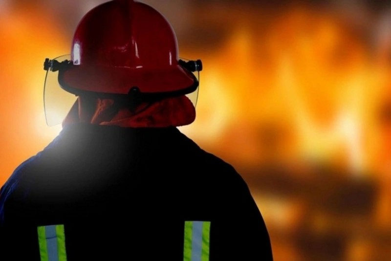 Sumqayıtda mebel sexi yanıb