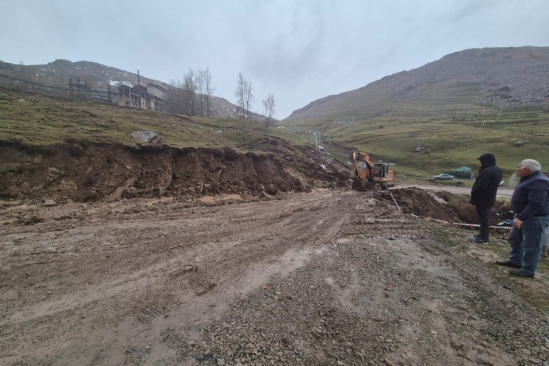 Daşkəsəndə sürüşmə baş verib - FOTO