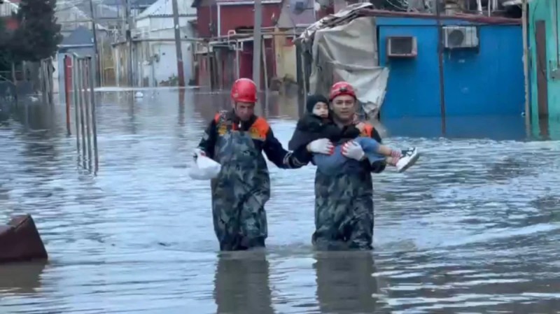 Daha 547 nəfər təhlükəsiz əraziyə təxliyə edildi - VİDEO