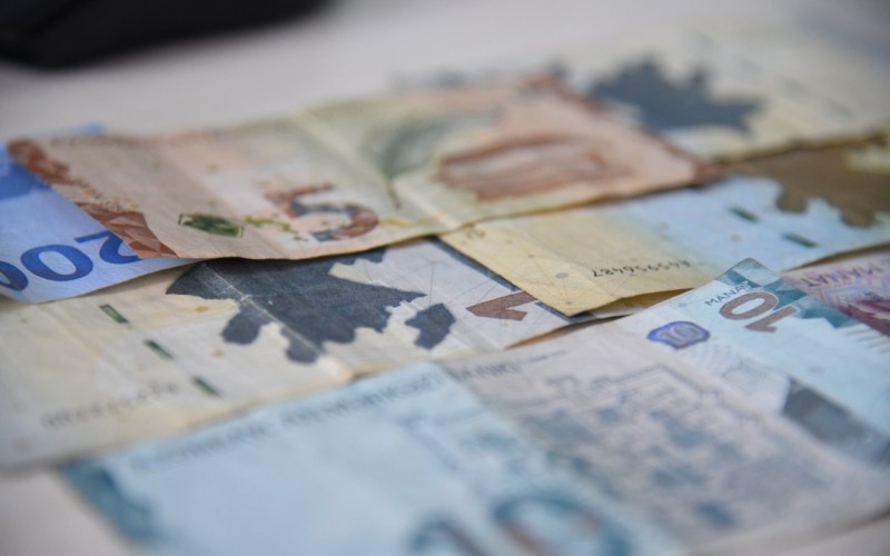 Azərbaycanda təqaüd alanların sayı artıb