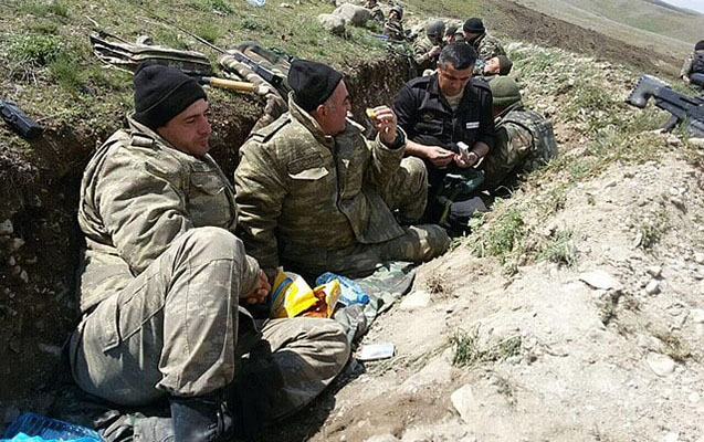 Polad Həşimovun Aprel döyüşlərindəki FOTOSU