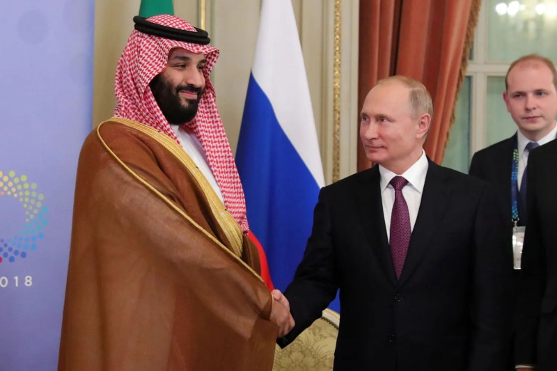 Putin və bin Salman Yaxın Şərqi müzakirə etdilər