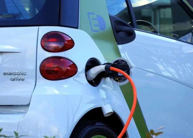 Elektrik nəqliyyatı üçün yeni qaydalar hazırlanır
