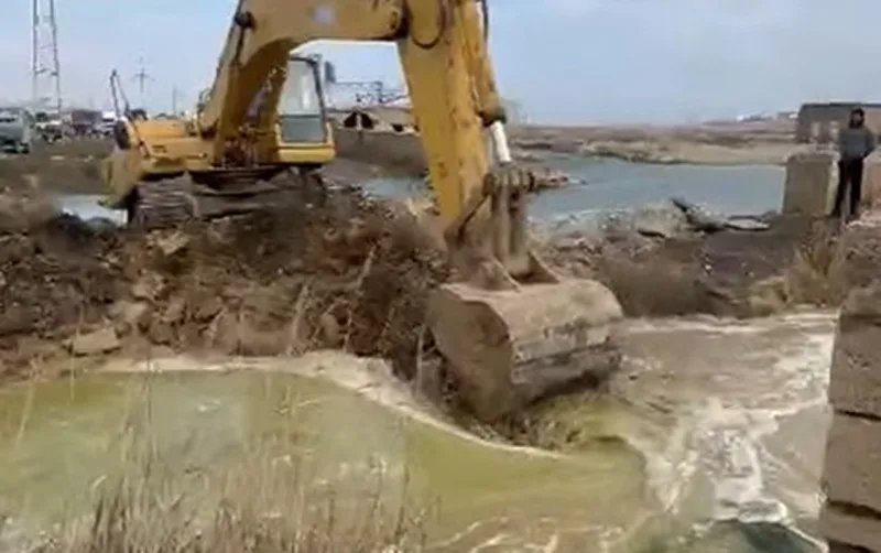 Leysana görə Puta gölünə beton boru qoyuldu - Video