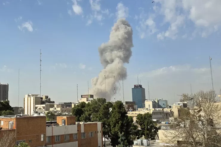 İranda ikisi uşaq olmaqla 18 nəfər öldü