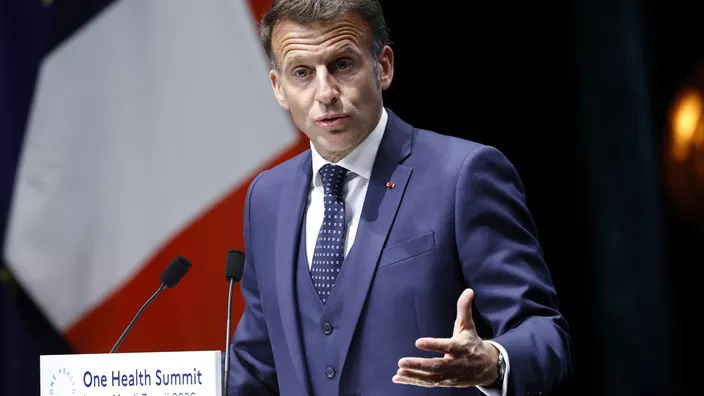 TƏCİLİ! - Makron Müdafiə Şurasının iclasını çağırdı