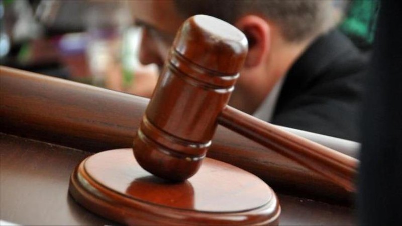 Bakıda qəribə olay: Məhkəmədən öz həbsini istədi