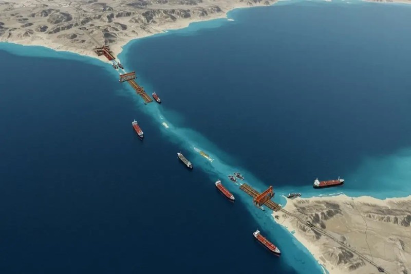 Gəmilər hələ də Hörmüz ətrafında keçid gözləyir