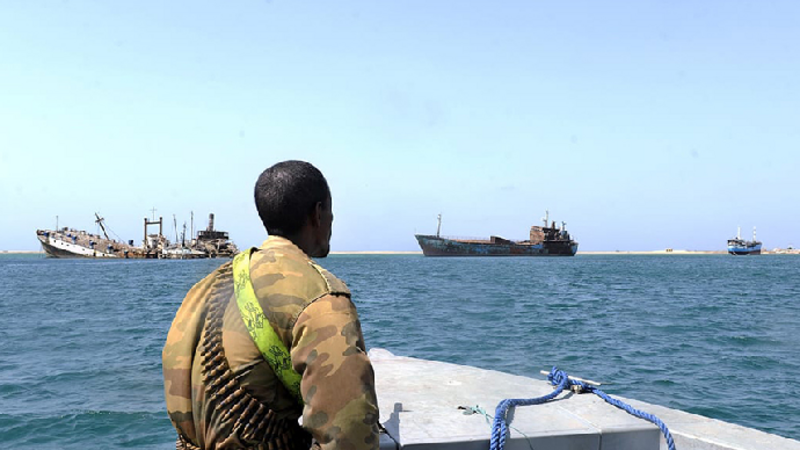 Yəmən yaxınlığında gəmiyə hücum edildi