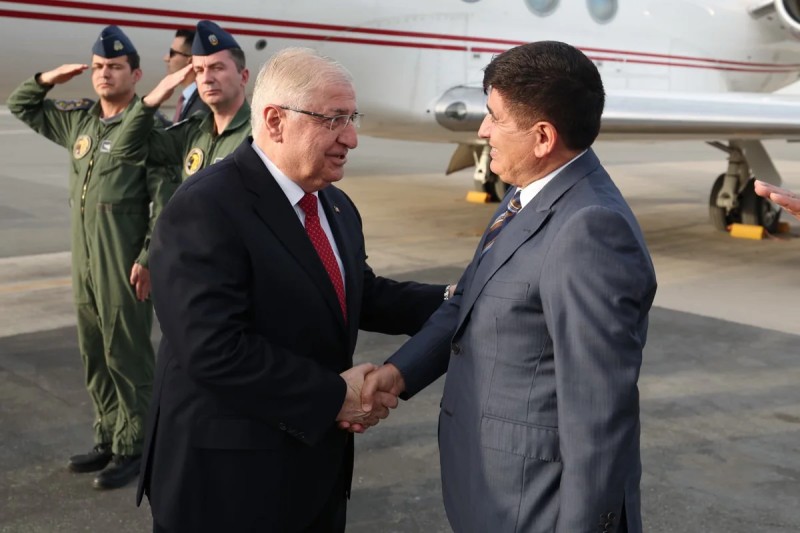 Yaşar Gülər Qətərə rəsmi səfər edib