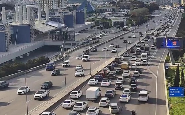 Bu yollarda sıxlıq var - SİYAHI