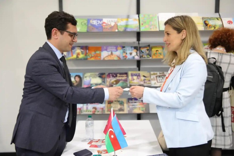 Azərbaycan Boloniya Beynəlxalq Uşaq Kitab Sərgisində təmsil olunur - FOTOLAR
