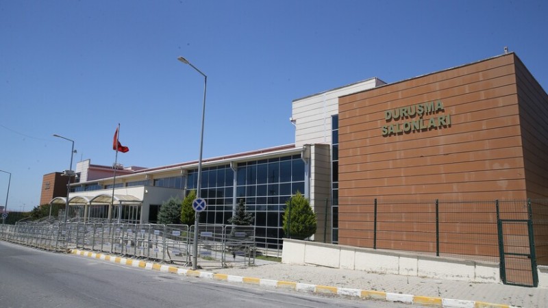 İmamoğlunun məhkəməsi davam edir