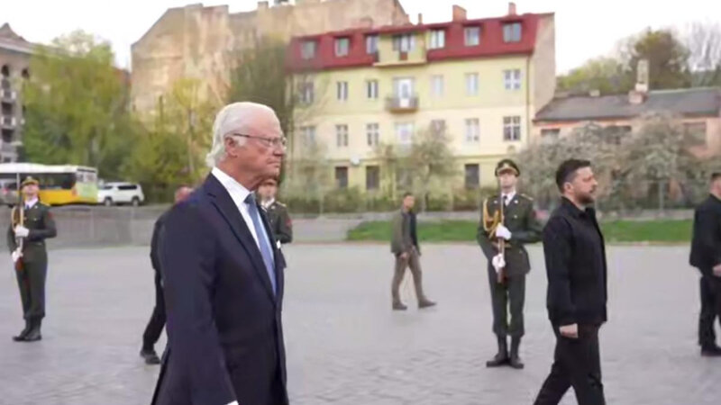 İsveç Kralı Ukraynaya getdi