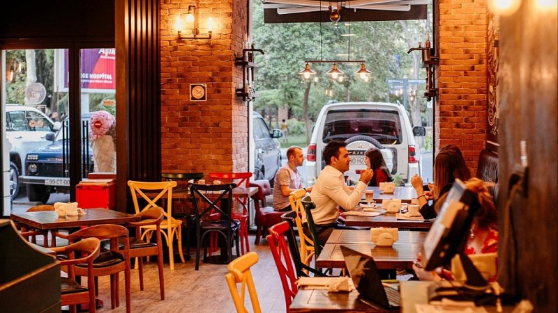 Kafe və restoranlarda 630 mln. manat xərclənib