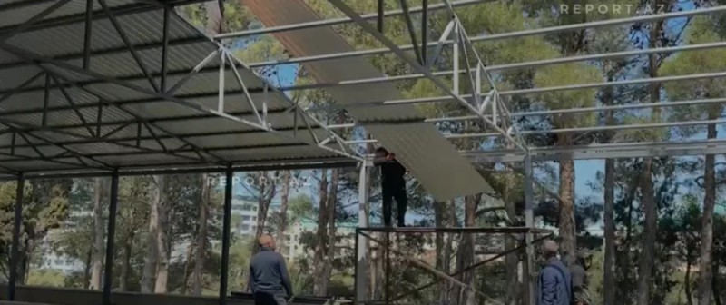 Sumqayıtda qanunsuz tikili sökülür