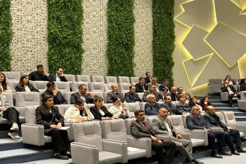 Dövlət qulluqçuları üçün təlimlər keçirilib - FOTO