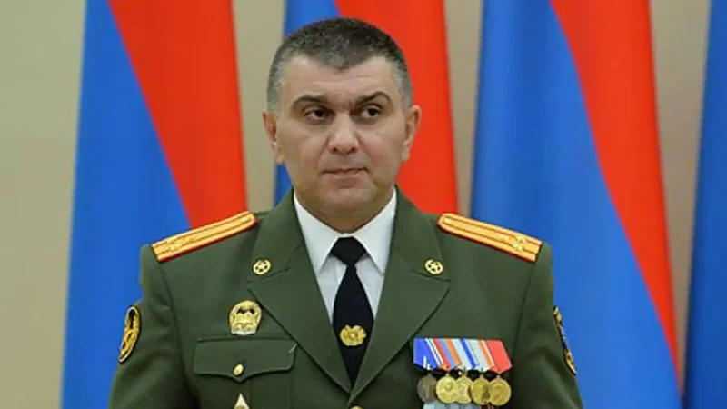 Erməni general axtarışa verildi