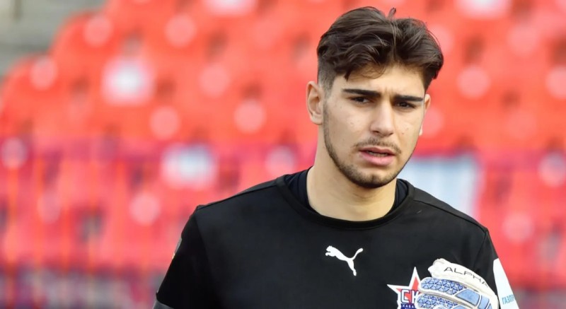 İmanov Azərbaycanda oynaya bilər