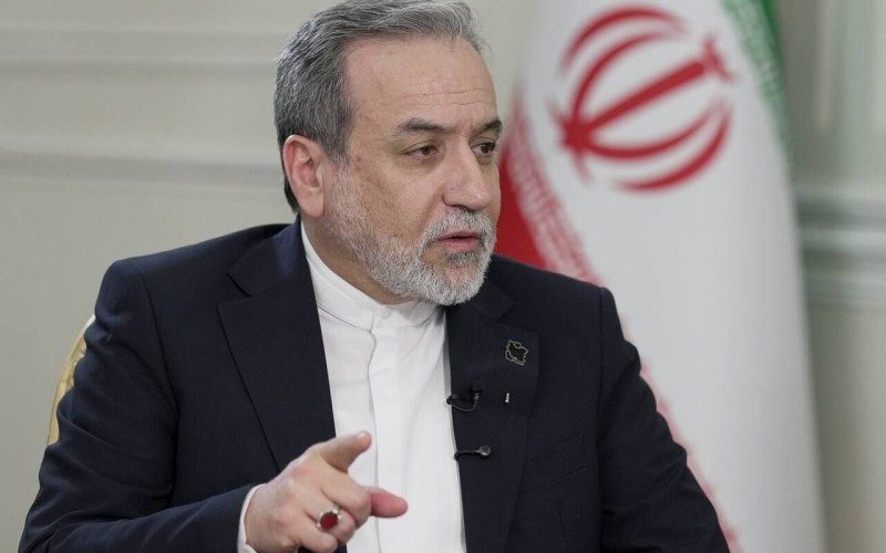 İran limanlarının blokadası atəşkəsin pozulmasıdır - Əraqçi