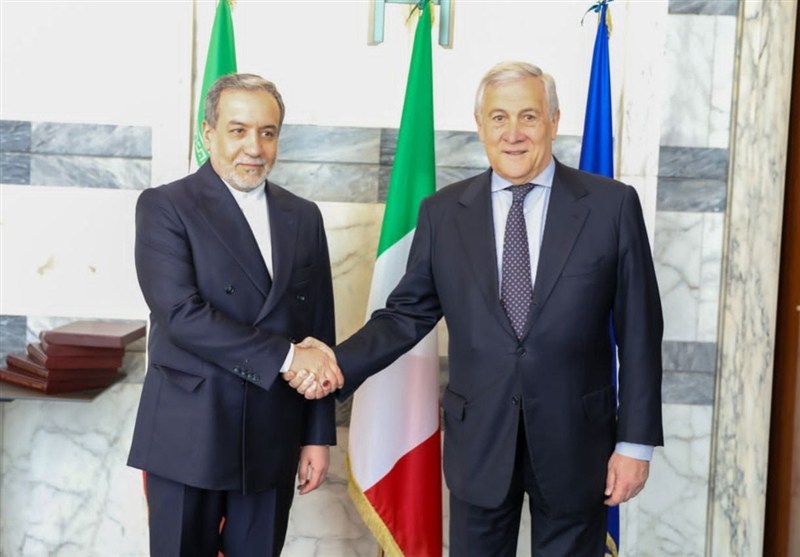 Əraqçi ABŞ-İsrail hücumlarına qarşı Avropanı tənqid etdi