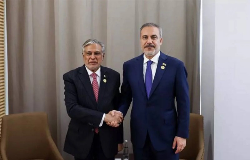 Hakan Fidan İshaq Darla danışdı