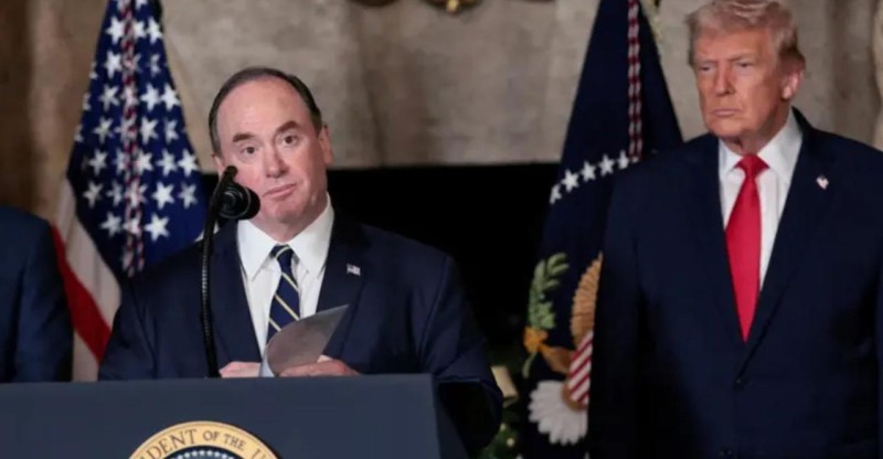 Milyarder nazirin istefa səbəbi