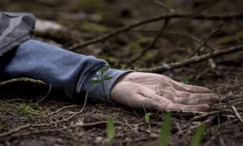 Həyətyanı sahədə 28 yaşlı şəxsin meyiti tapıldı