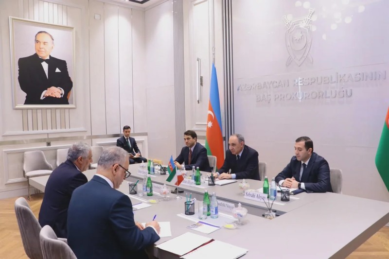 Kamran Əliyev İranın Azərbaycandakı səfirini qəbul etdi - FOTO