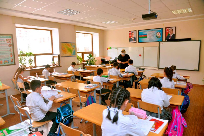 Şagird yerdəyişməsi müvəqqəti dayandırılır