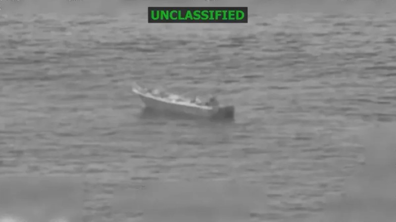 ABŞ ordusu Sakit okeanda katerə zərbələr endirdi