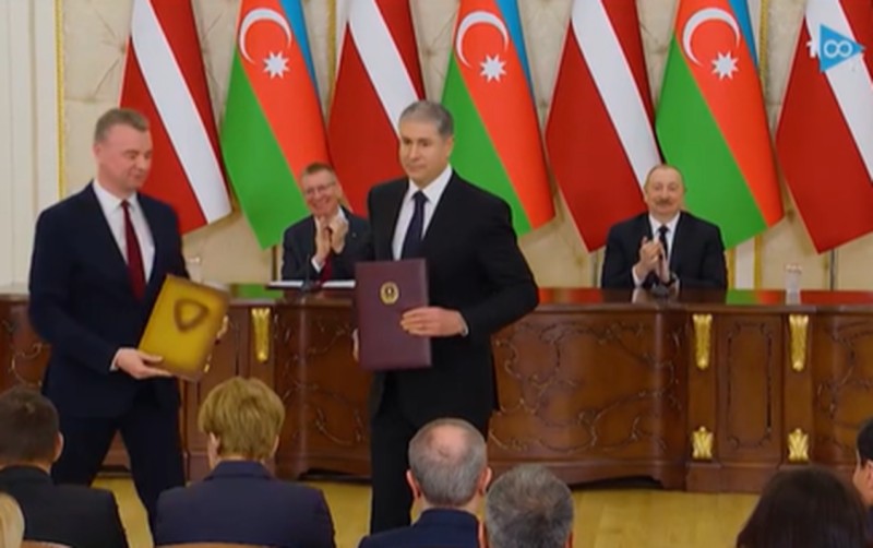 Liderlərin görüşündən yeni kadrlar