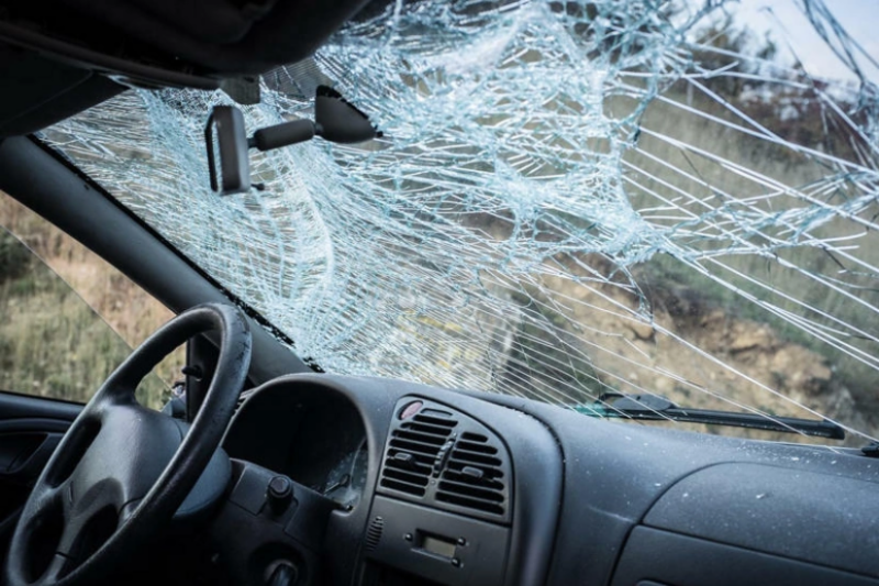 Salyanda ağır qəza: Ölən var