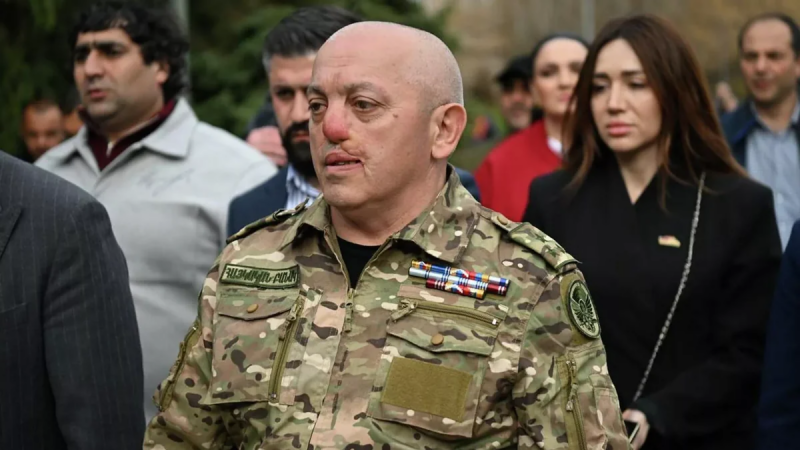 Erməni kəşfiyyatçı rüşvətə görə saxlanıldı