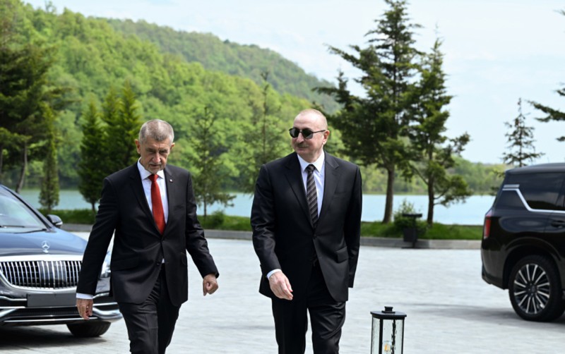 Qəbələdəki tarixi görüşdən geriyə qalanlar - VİDEO