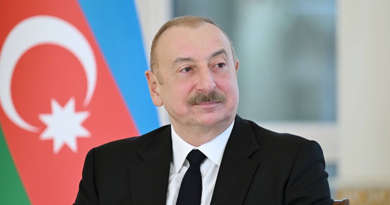 Parlament üzvləri Prezidenti təbrik etdi