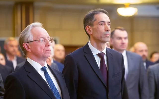 Qaluzin azərbaycanlı səfirlə görüşdü