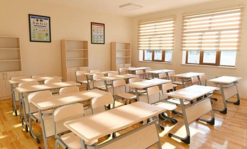 Dərsə getmək istəməyən yeniyetmə atasını güllələdi