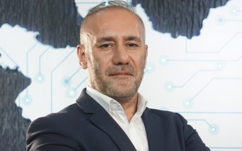 Kamran Ağayev vəzifəsindən getdi - İRİA-da kütləvi ixtisarlar var?