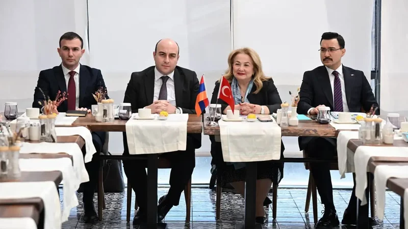 “Türkiyə və Ermənistan arasında tarixi irəliləyiş baş verdi” - ABŞ səfirliyi