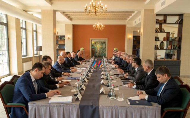 Delimitasiya üzrə layihələr razılaşdırıldı - FOTOLAR