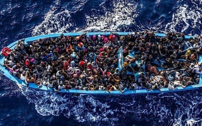 Liviya sahillərində miqrant qayığı batıb - 38 nəfər ölüb