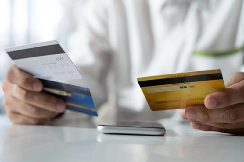 Dövriyyədə olan ödəniş kartlarının SAYI