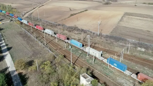 Cənubi Qafqazda yeni dəmir yolu təşəbbüsü nə vəd edir? - ŞƏRH