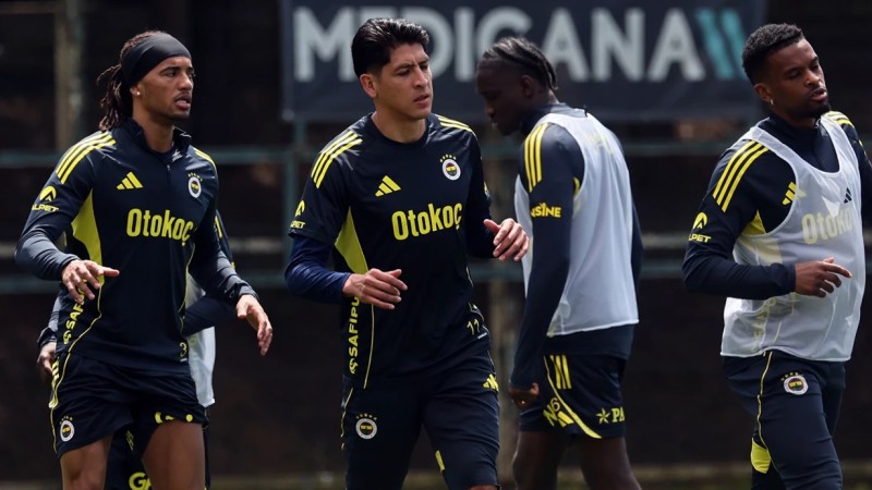 Edson Alvarez Fənərbaxçaya döndü