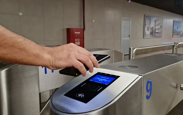 Metro və avtobuslarda əlavə gedişhaqqı ödənişləri çıxılır? - Video